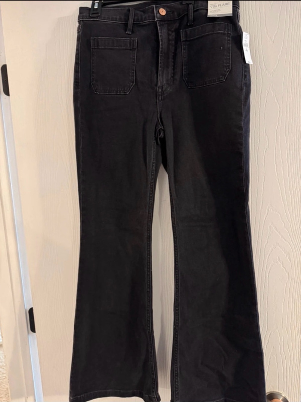 Black Women's 70s Flare High-Rise jeans - GAP - New with Tags